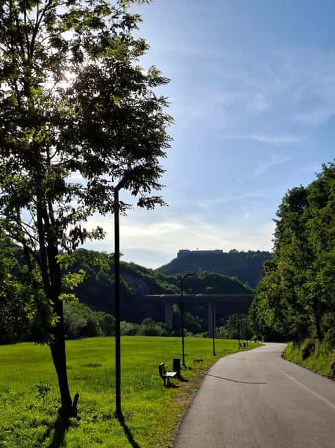 Bentbaša: Guided Walking Tour - Where the tour starts and how the walk flows along the river