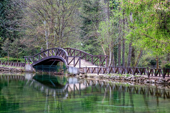 Bijambare Cave & Bosnia Spring Park: Half-Day Tour from Sarajevo - Vrelo Bosne: Bosna spring park time with optional horse carriage