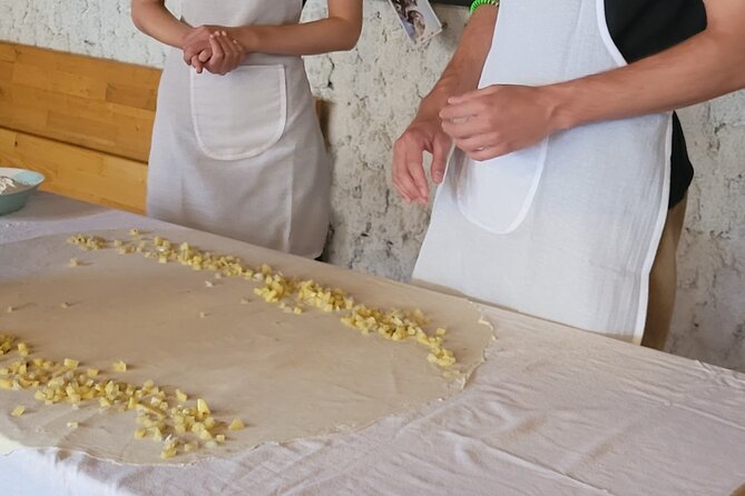 Burek Masterclass in Mostar - The Group Dinner Part, Where the Experience Clicks