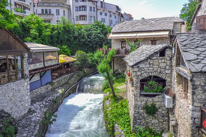 Charming Mostar: Private Mostar Walking Tour - Guides and the 1990s context: history that includes real impact
