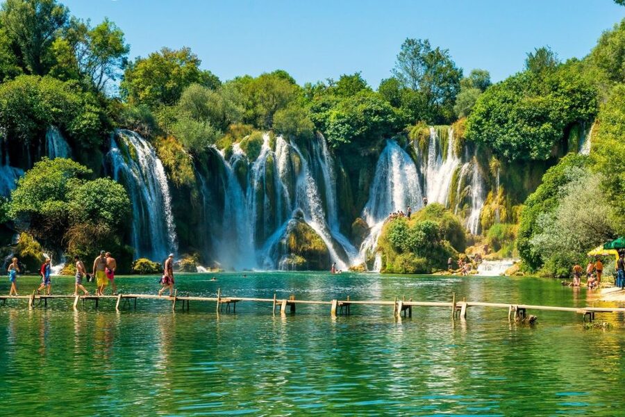 From Dubrovnik: 1-Way Tour to Sarajevo via Mostar and Konjic - What Makes the Guide Factor Matter