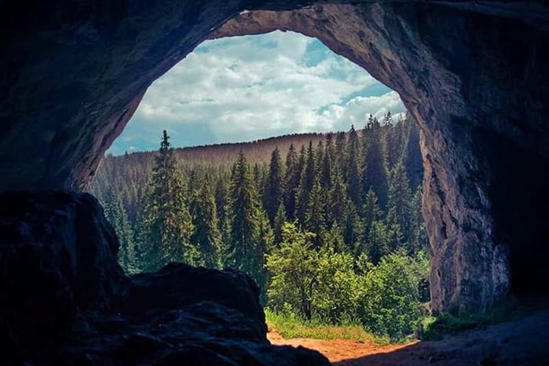 From Sarajevo: Bijambare Caves and Nature Park - Cave time with a live English guide and the acoustic stop