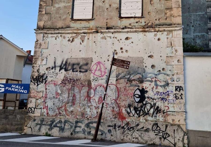 From Sarajevo:Mostar Ruins and Abandoned Places Tour - Jablanica’s destroyed bridge: the 1943 Neretva battle in one hard view