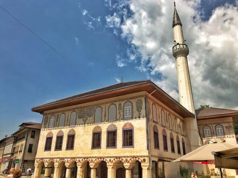 From Sarajevo: Travnik, Jajce, Pliva Lakes & Watermills Trip - Jajce City Center fountain, shopping time, and the ride back