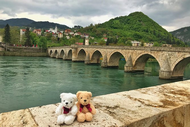 From Sarajevo: Višegrad, Andrićgrad, Drvengrad & Šargan tour - Drvengrad (Wooden Town) and Mećavnik: a place built for stories and lunch breaks