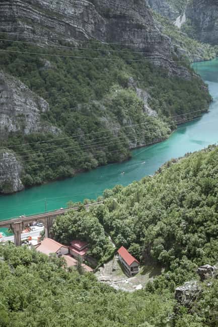 Jablanica: Neretva Canyon Kayaking and Climbing Tour - Deep-water soloing (DWS): the thrill, the responsibility, the reality check