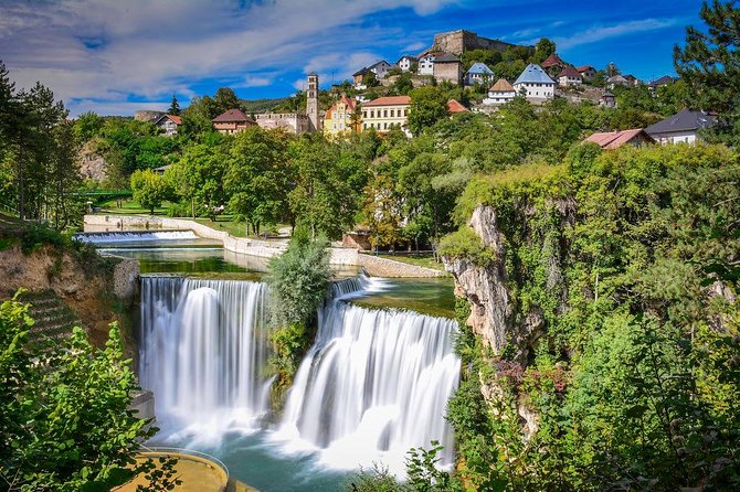 Jajce, Travnik and Pliva watermills - Day Tour from Sarajevo - Travnik Morning: Fortress, Plava Voda Coffee, and Sarena Dzamija