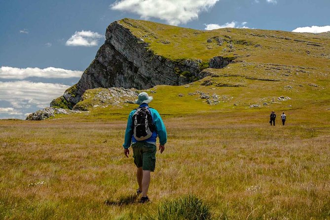 Lukomir Nomad Village Hiking from Sarajevo - Local Lunch Included - Lunch in Umoljani, then the climb momentum shifts