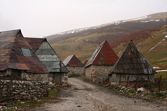Mountain Village Lukomir Full Day Adventure Tour - From Ferhadija 19 to Umoljani: How the Morning Flows