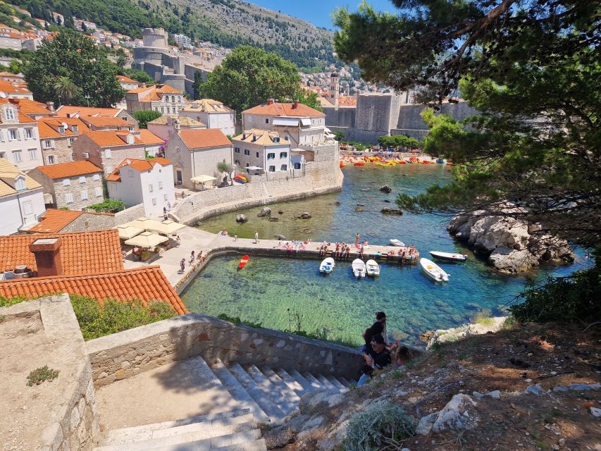 Private tour from Split to Dubrovnik via Mostar - Mostar sightseeing stop: cobblestones and the iconic Old Bridge