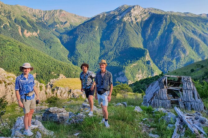 PRIVATE Umoljani Village - Lukomir Village Hike - Picnic Lunch Included: Why It Makes the Hike Easier