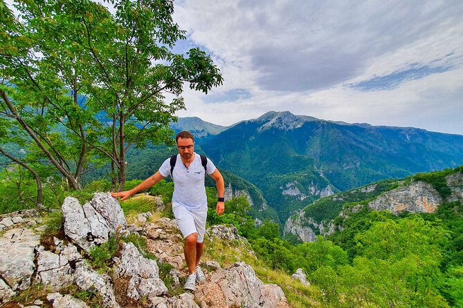 PRIVATE Umoljani Village - Lukomir Village Hike - Timur’s Guide Style and Kamer’s Fast Communication