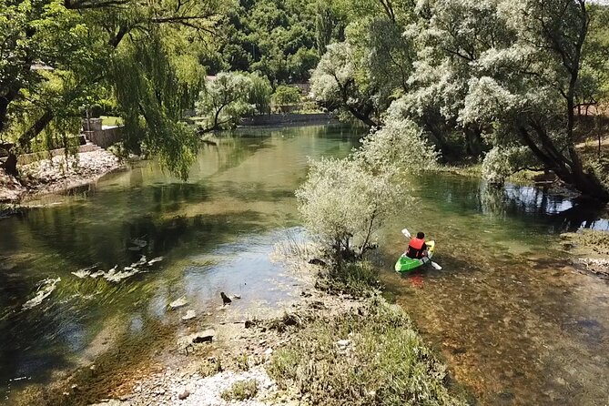 Safari kayak adventure w BBQ & Beer - A small rocky crossing, and why it can be worth it