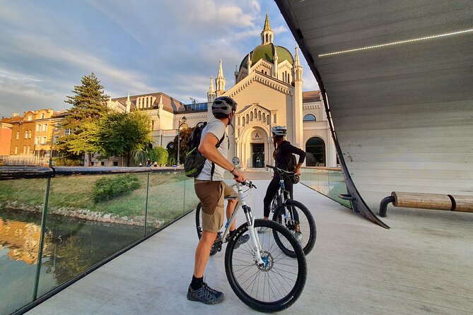 Sarajevo City SIghtseeing / War Bike Tour - Vrelo Bosne: a full hour for air, water, and a breather