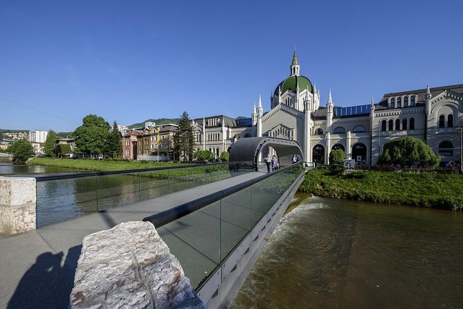 SARAJEVO CONCEPTUAL ART TOUR (galleries, art and arhitecture) - Stop 3: Galerija Java in the center, where contemporary art gets a platform