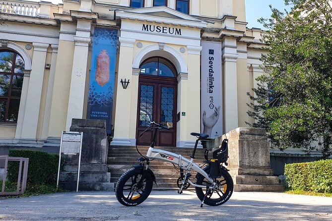 Sarajevo E-Bike City Tour - Why an e-bike circle makes Sarajevo make sense fast