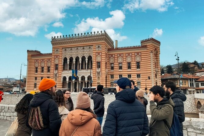 Sarajevo genuine walking tour: Steps through history - Baščaršija Square and Sebilj Fountain, the classic Sarajevo scene
