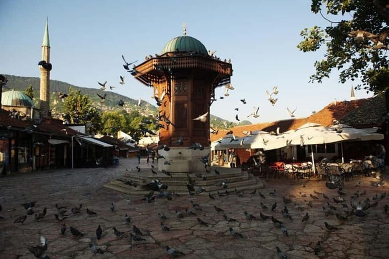 Sarajevo : Highlights & Hidden Gems Walking Tour - Key highlights to look for