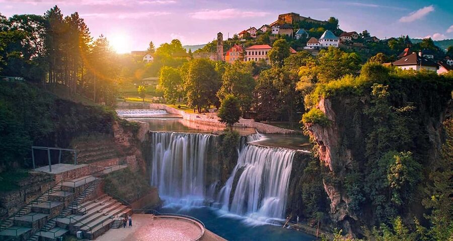 Sarajevo: Jajce Waterfall, Travnik & Pliva Lake Tour - The Spring of the Lašva River: A Quiet Reset in the Middle of Town Stops