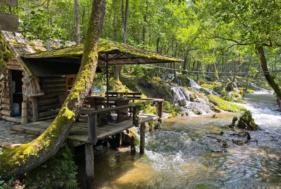 Sarajevo: Jajce Waterfall, Travnik & Pliva Lake Tour - Pliva Lakes: Serene Views and Time to Breathe