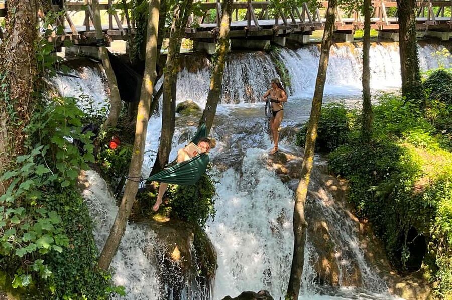 Sarajevo: Jajce Waterfall, Travnik & Pliva Lake Tour - Travnik Fortress and the Colorful Mosque: Ottoman-Era Views Without the Stress