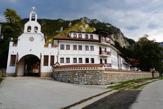 Sarajevo to Belgrade Full Day Tour one-way - Banjska Stena Viewpoint: The Drina Canyon Views Plus the Spring Story