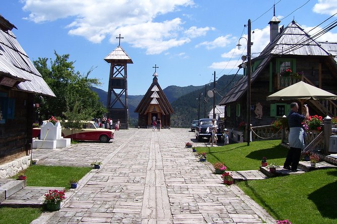 Sarajevo to Belgrade Full Day Tour one-way - Group Size, Language, and the Human Part That Makes It Feel Worth It