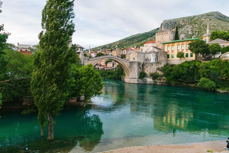 Split/Trogir: Mostar and Medjugorje Tour with Wine Tasting - What Makes the Day Feel Good: Guides and Drivers