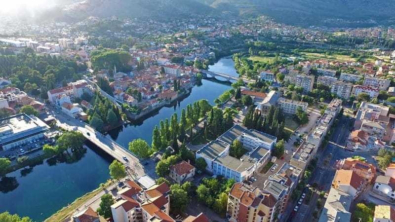 Trebinje Tour with Luxury Transportation and Wine Tasting - Crossing into Bosnia by Mercedes, without stress