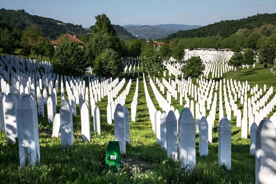 Understanding Srebrenica Genocide + Lunch with Local Family - Practical planning: timing, packing, and what to wear